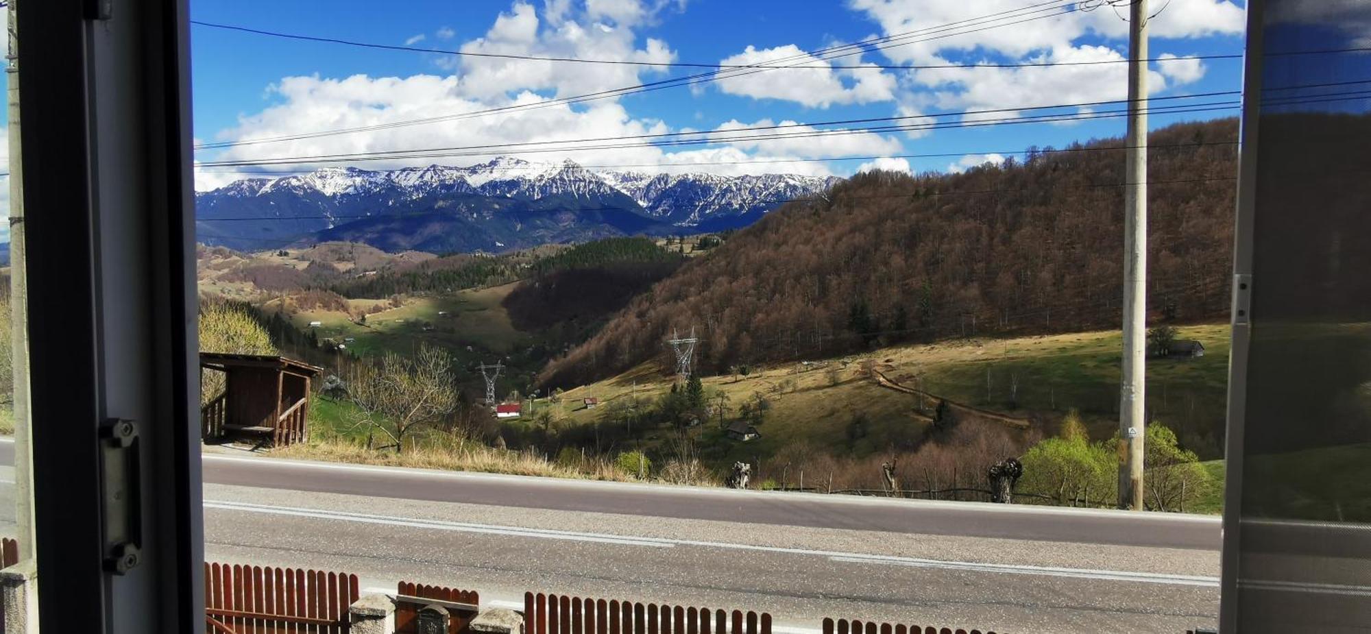 Nona Highland Home Moieciu de Jos Exteriér fotografie